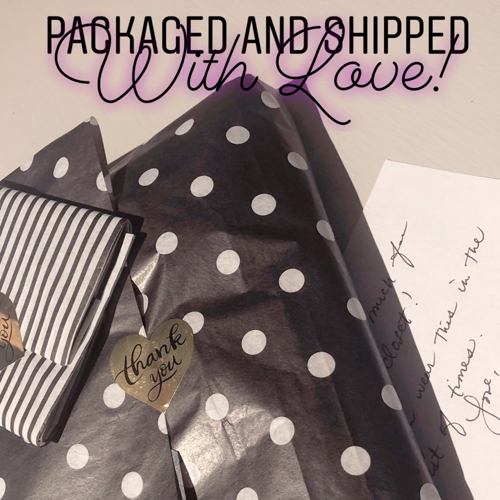 ⭐️Stop by my closet! Buy from a 5 Star Posher⭐️